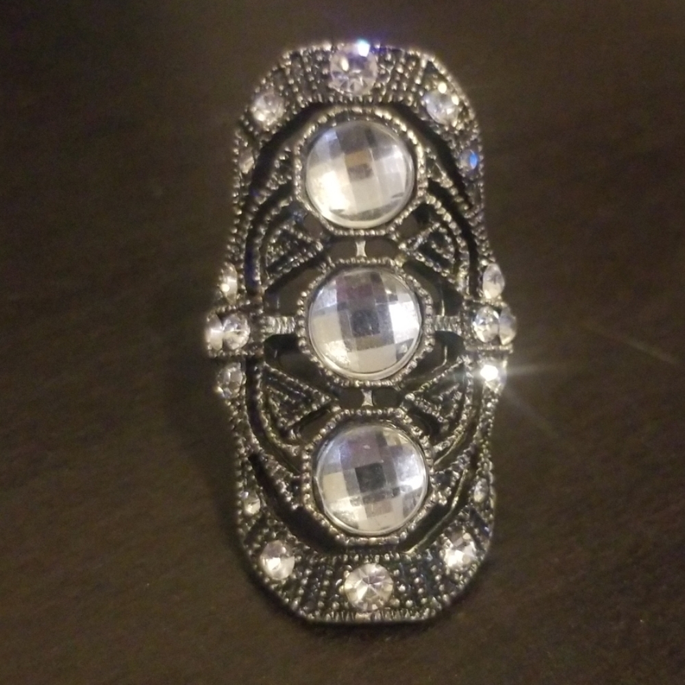 Vintage Silver Crystal Shield Ring